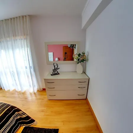 7 Saias - Centro בית הארחה 3*