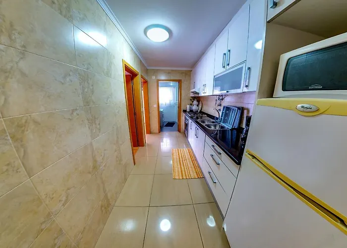 7 Saias - Centro 3* Ναζαρέ